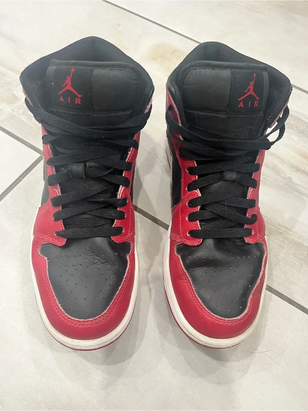 Jordan iconic mid